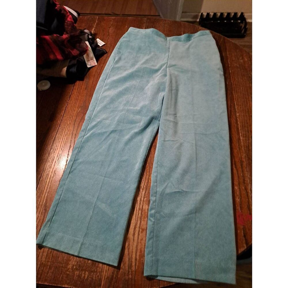 Alfred Dunner Women’s Size 14 Blue Casual Corduroy Pants Elastic Waist Pockets